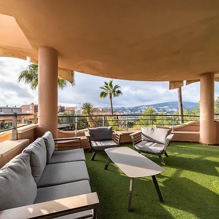 Apartment Magna Puerto Banus Family Only Marbella