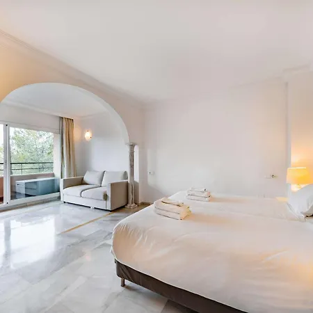 Appartement Magna Puerto Banus Family Only
