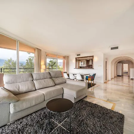 Appartement Magna Puerto Banus Family Only Marbellac